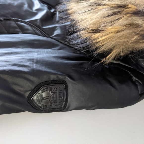 Coat - Picture 3 of 10